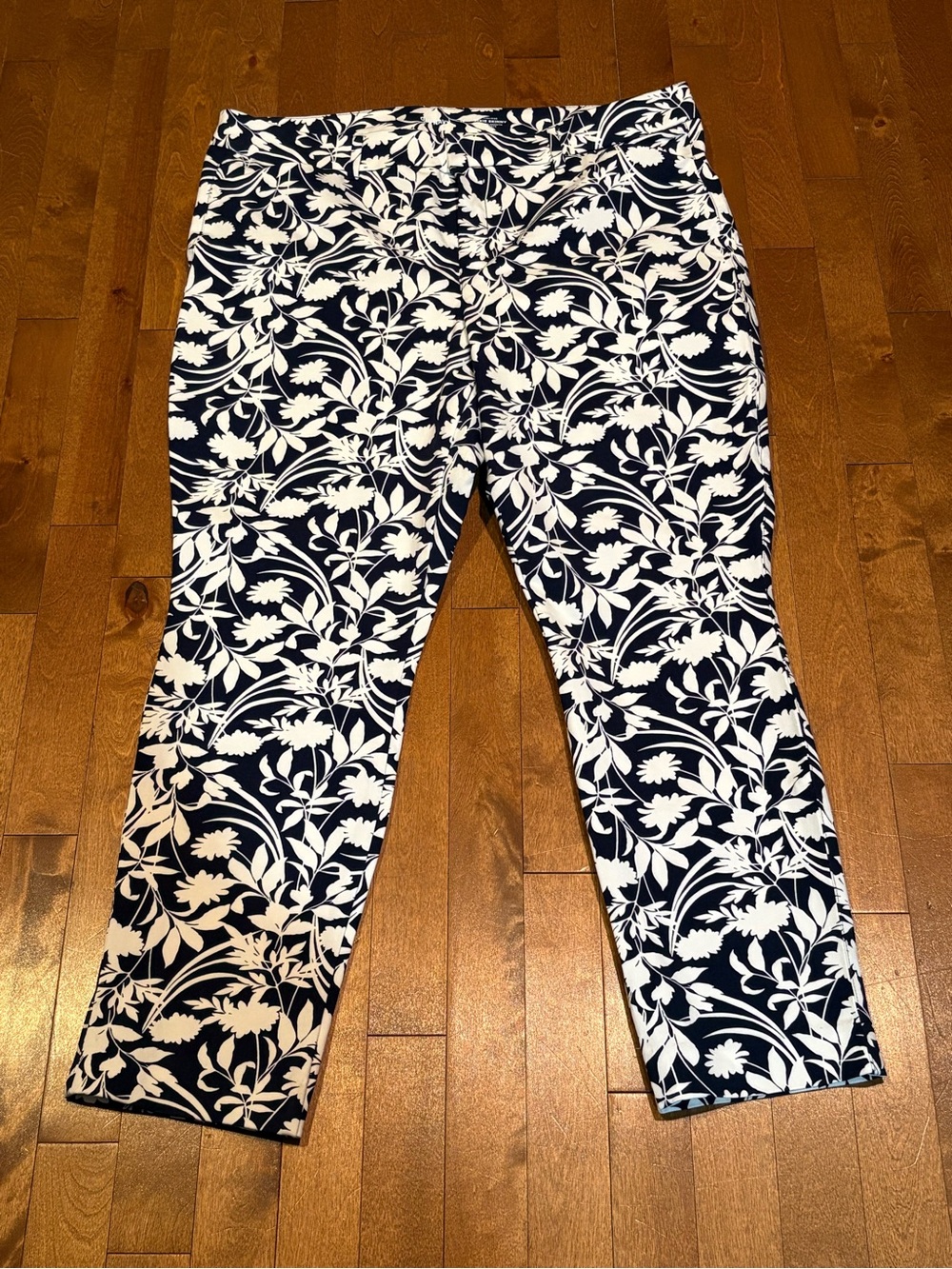 Old Navy High-Rise Pixie Skinny Floral Print Pants Size 16